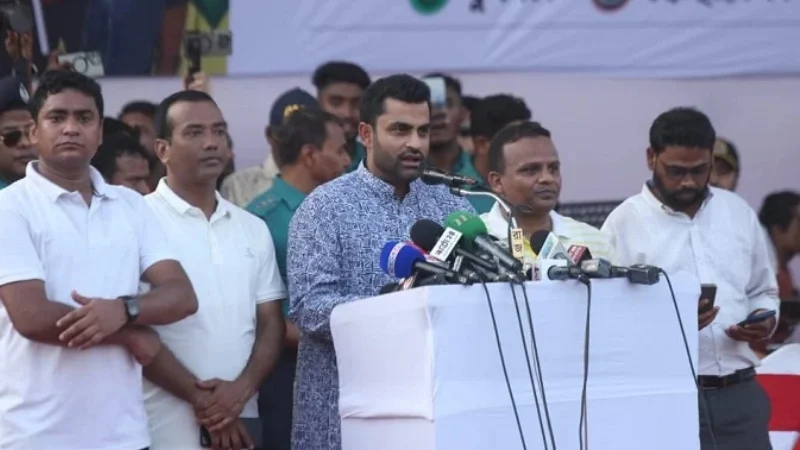 রাজনীতি নিয়ে মুখ খুললেন তামিম ইকবাল।