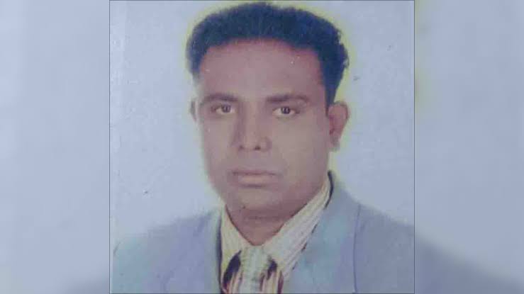  অনুপস্থিত ১১ মাস, নিয়মিত তুলছেন বেতন। 