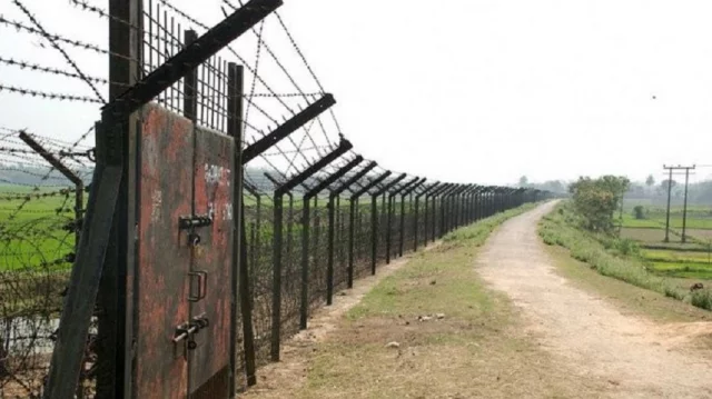 দুই সীমান্ত থেকে বিএসএফের জোরপূর্বক ফেরত পাঠানো ২৭ বাংলাদেশি পুলিশের হেফাজতে