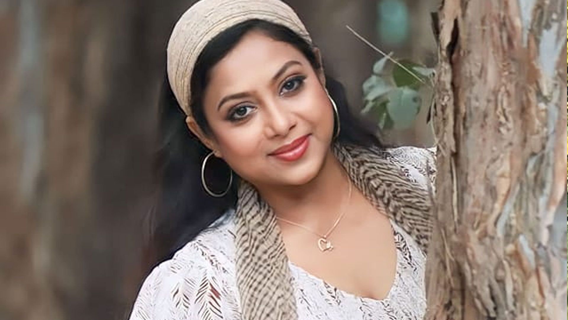 শাবনূরের নামে ভুয়া ভেরিফায়েড ফেসবুক পেজ, আইনি ব্যবস্থা নেওয়ার ঘোষণা অভিনেত্রীর