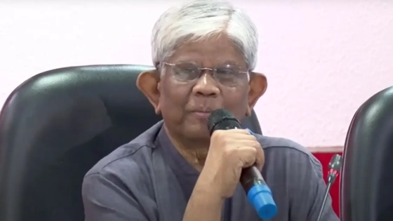 ব্যাংক খাতের ৮০ শতাংশ অর্থ নিয়ে গেছে”—সালেহউদ্দিন আহমেদ
