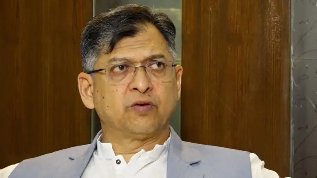 নির্বাচন নিয়ে অনিশ্চয়তা দূর হয়েছে: সালাহউদ্দিন আহমদ