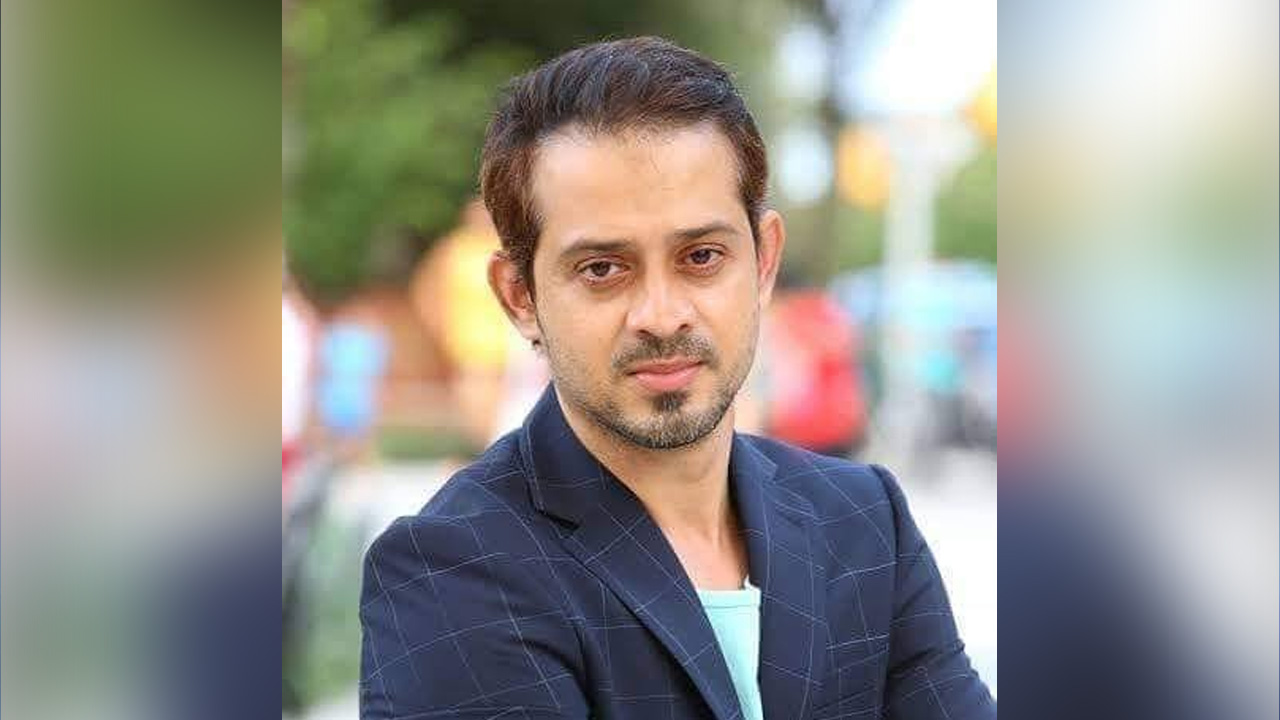আওয়ামী লীগের সঙ্গে সম্পর্কিতদের সতর্ক করলেন সাংবাদিক ইলিয়াস হোসাইন