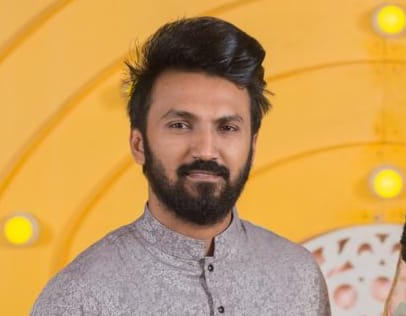  ‎বন্ধুত্বের মুখোশে প্রতারণা: প্রবাসী বাংলাদেশির প্রাণনাশের হুমকি!