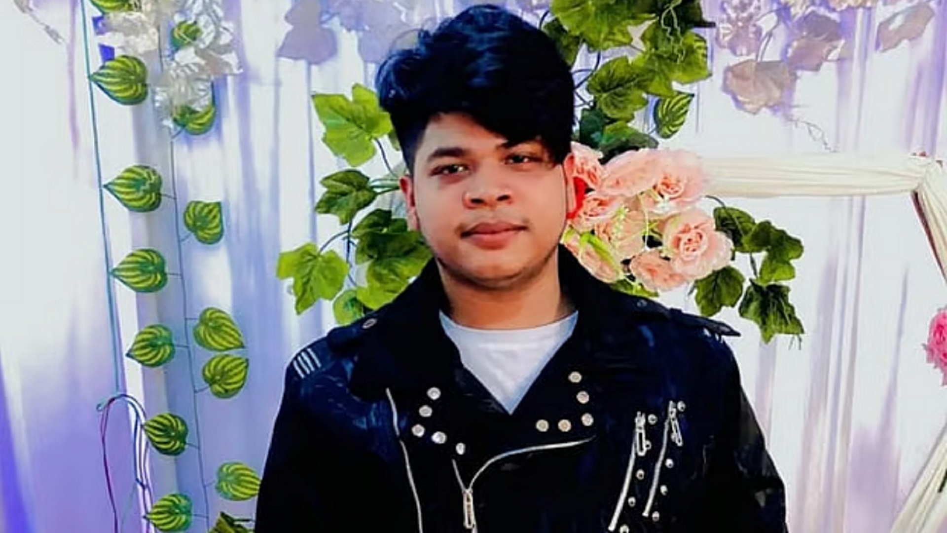 জেনেভা ক্যাম্পে সংঘর্ষে ককটেল বিস্ফোরণ, যুবক নিহত