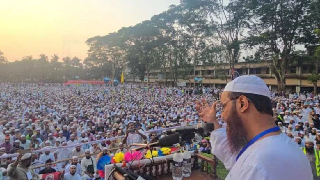 বিএনপি ক্ষমতায় গেলে সুন্দরী নারীরা রাস্তায় বের হতে পারবে না: ফয়জুল করিমের মন্তব্য