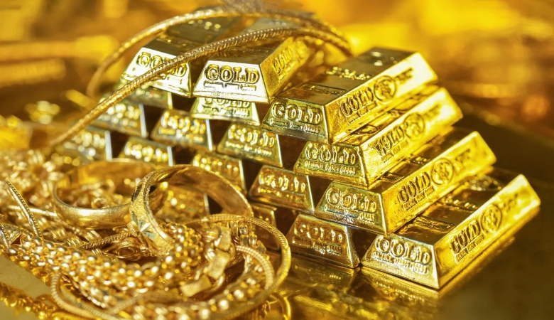 বিশ্ববাজারে স্বর্ণের ঝলক: আবারও রেকর্ড ভাঙার পথে সোনার দাম