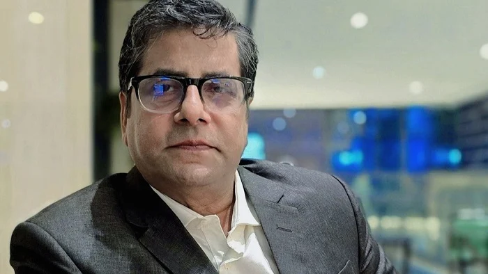 সাংবাদিক আনিস আলমগীরের বিরুদ্ধে দুদকের মামলা