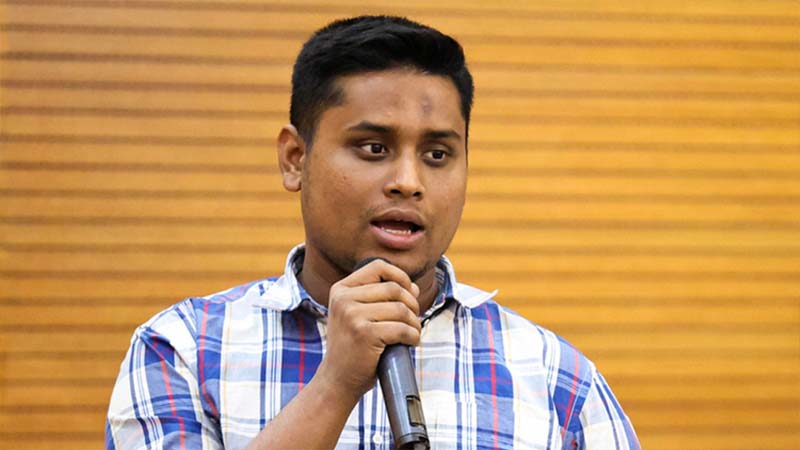 আব্দুল আউয়াল মিন্টুর বিরুদ্ধে অভিযোগ এড়িয়ে গেছে ইসি: হাসনাত