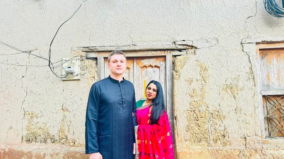 ফেসবুক থেকে সংসার: মনোহরদীতে জার্মান নাগরিকের ভালোবাসার গল্প