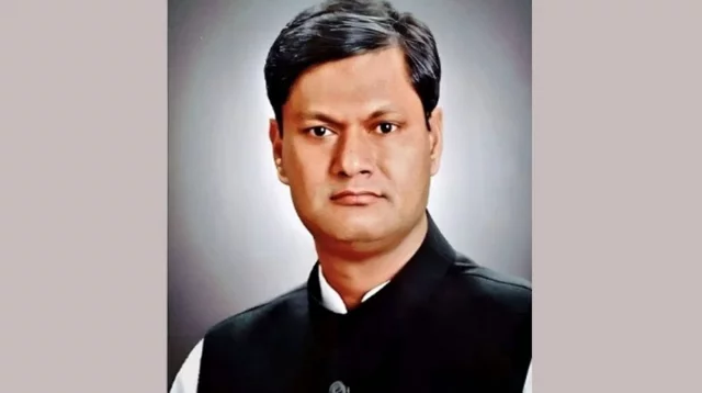 মানবতাবিরোধী অপরাধ মামলায় সাবেক এমপি সাইফুলসহ ছয়জনের মৃত্যুদণ্ড