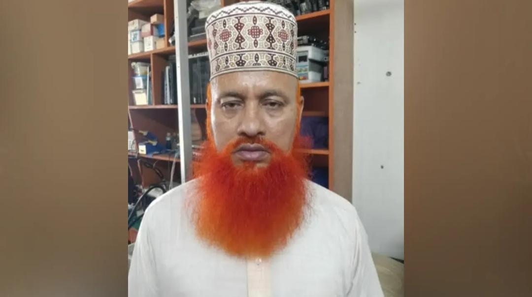 কুমিল্লায় বাজারের ব্যাগে ২ লাখ টাকাসহ জামায়াত নেতা আটক