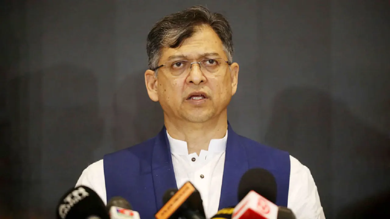 ভারতের সঙ্গে সম্পর্ক কেমন হবে, পরিষ্কার করলেন সালাহউদ্দিন