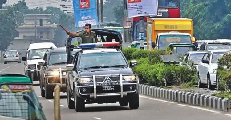 ভিভিআইপি চলাচলে জনভোগান্তি নয়—আইজিপিকে কড়া নির্দেশ প্রধানমন্ত্রীর