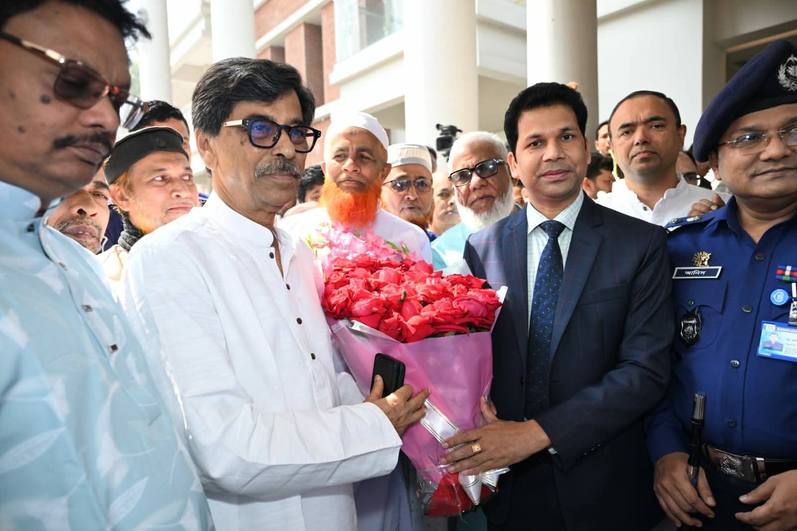 কৃষক-প্রান্তিক জনগোষ্ঠীর কল্যাণ নিশ্চিত করাই সরকারের অগ্রাধিকার - কৃষিমন্ত্রী হাজী ইয়াছিন 