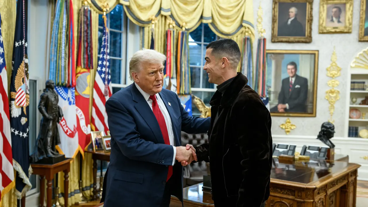 রোনালদো তুমি সর্বকালের সেরা, যুক্তরাষ্ট্রে চলে এসো’: ট্রাম্পের আহ্বান