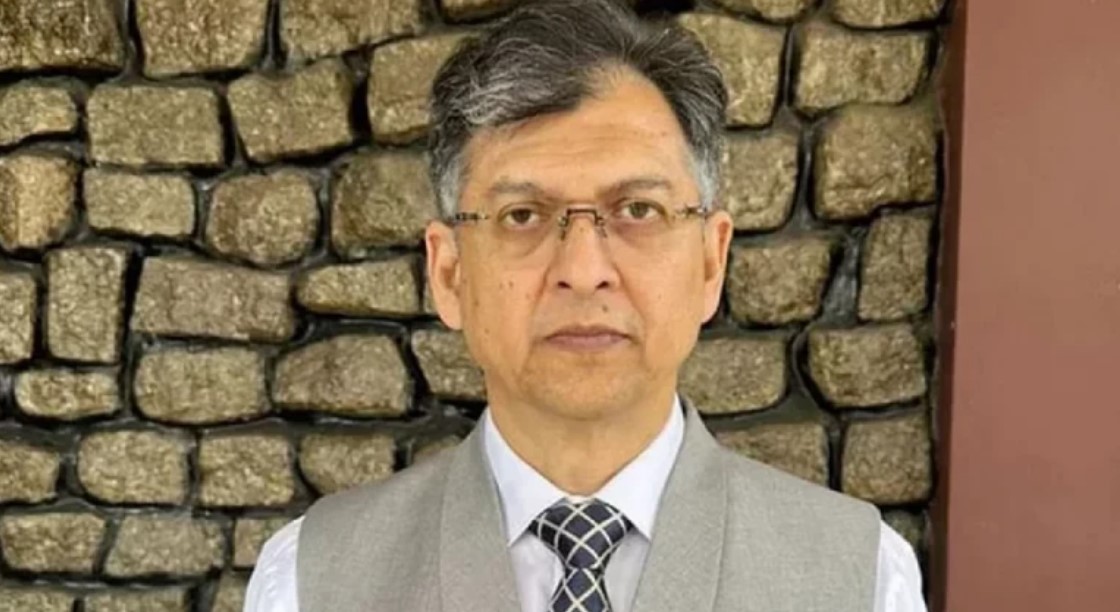 পুলিশকে স্বাধীনভাবে কাজ করতে দিতে হবে, থাকবে কঠোর জবাবদিহিতা: স্বরাষ্ট্রমন্ত্রী