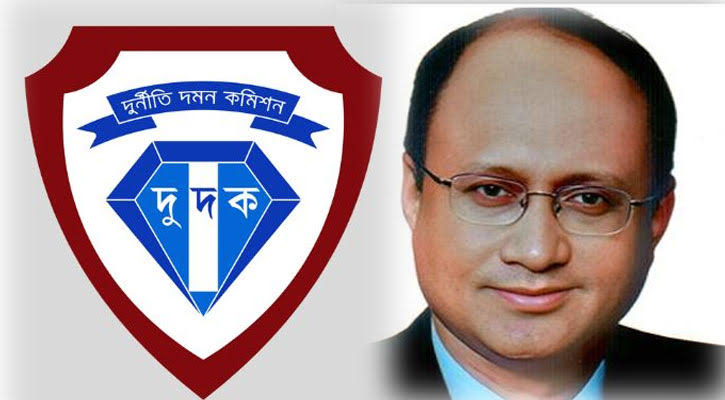 দুদক চেয়ারম্যান ও দুই কমিশনার পদত্যাগপত্র জমা দিচ্ছেন