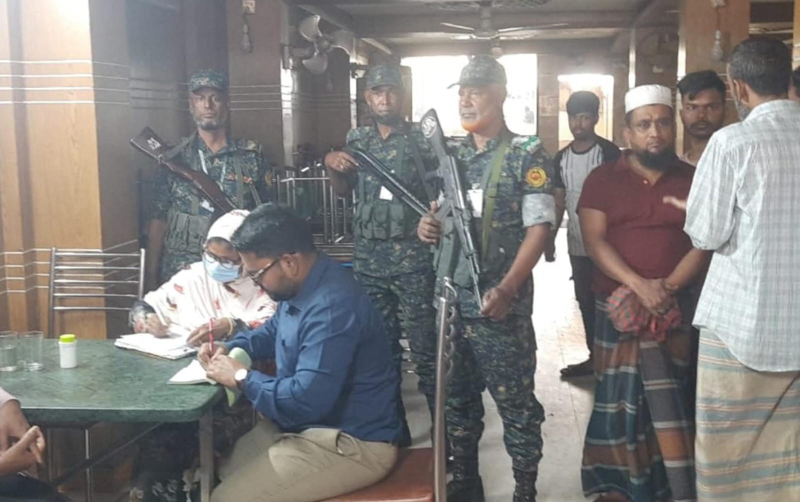 কুমিল্লায় ভোক্তা অধিকারের অভিযানে ছন্দু হোটেলকে ৩০ হাজার টাকা জরিমানা