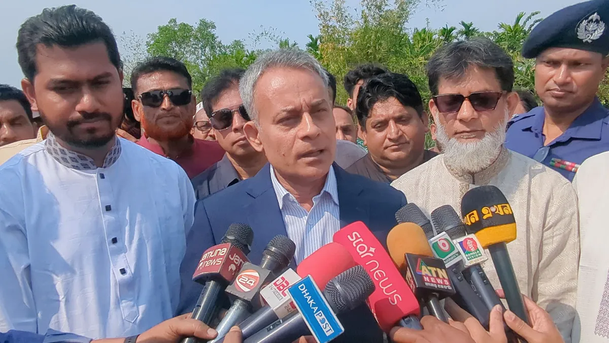 গার্মেন্টসে ধাপে ধাপে ছুটি দেওয়ার অনুরোধ ডিএমপির