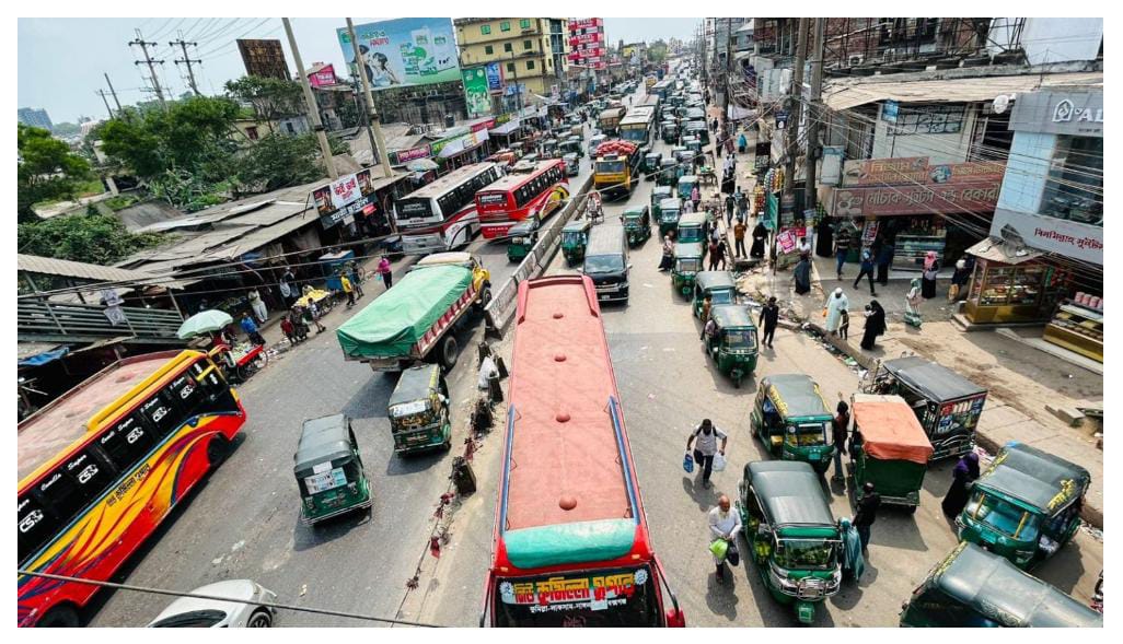ঈদযাত্রায় ঢাকা-চট্টগ্রাম মহাসড়কের কুমিল্লা অংশে ৩ সমস্যা
