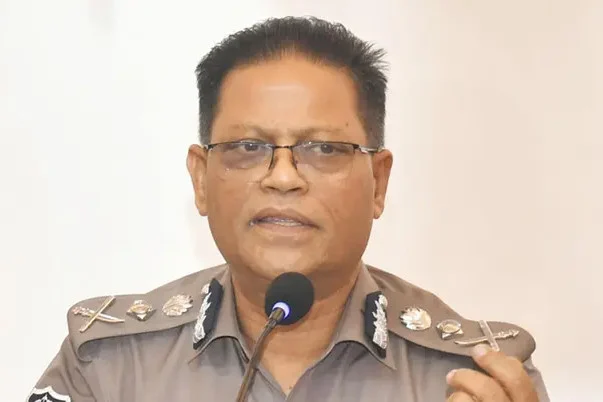 ঈদযাত্রায় অতিরিক্ত ভাড়া আদায়ে কঠোর ব্যবস্থা : আইজিপি