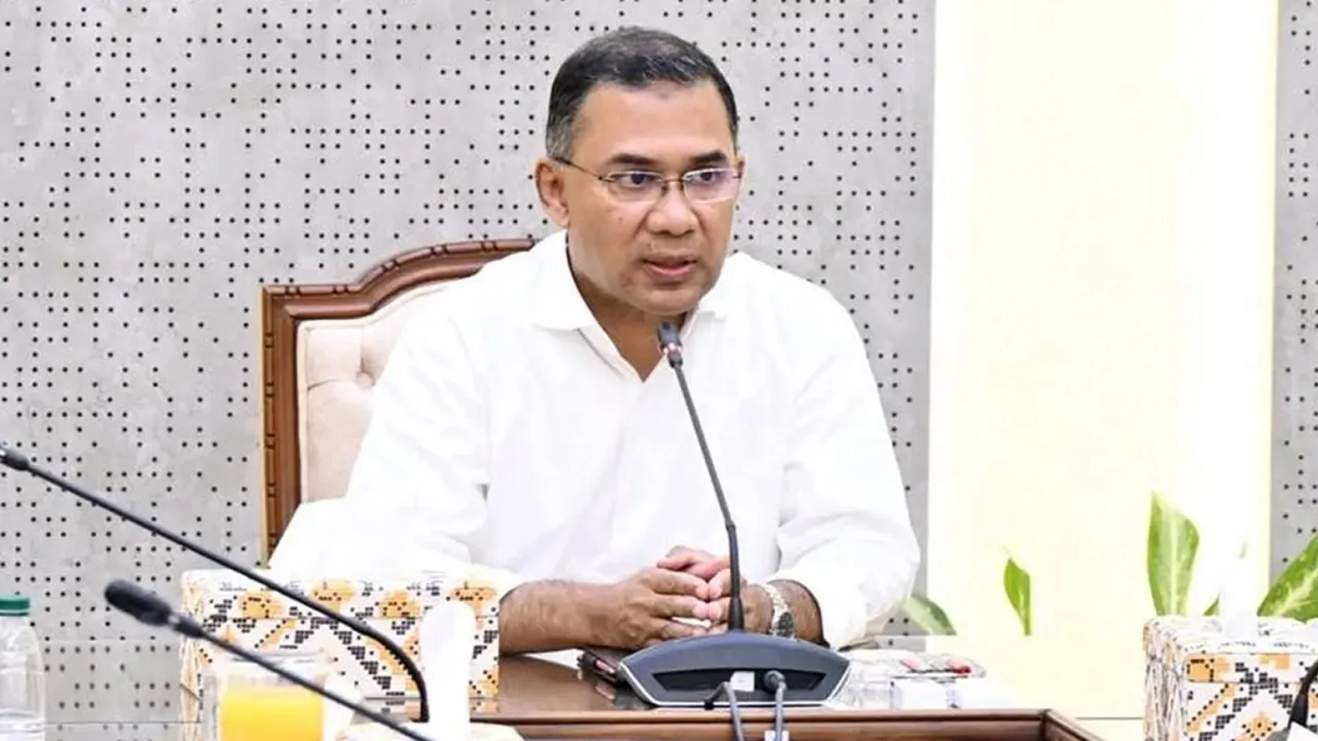 শবে কদরের ছুটিতেও থামেনি সরকারি কার্যক্রম