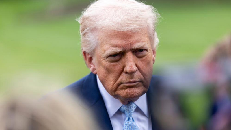 ট্রাম্প বলছেন আলোচনা চলছে, ইরান অস্বীকার—বাস্তবতা কোথায়?