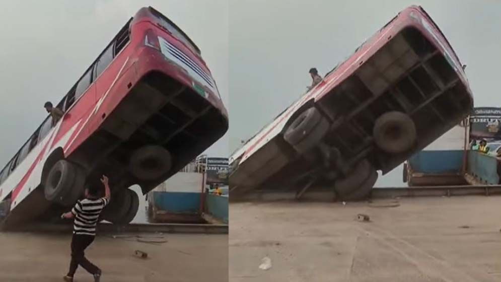 পদ্মায় ডুবে যাওয়া বাসের রেজিস্ট্রেশন স্থগিত, মালিককে তলব