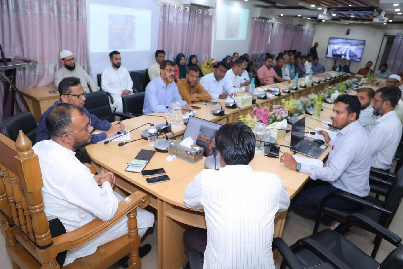 কুমিল্লা সিটি কর্পোরেশনে ই-জিপি দরপত্র লটারি কার্যক্রমের উদ্বোধন