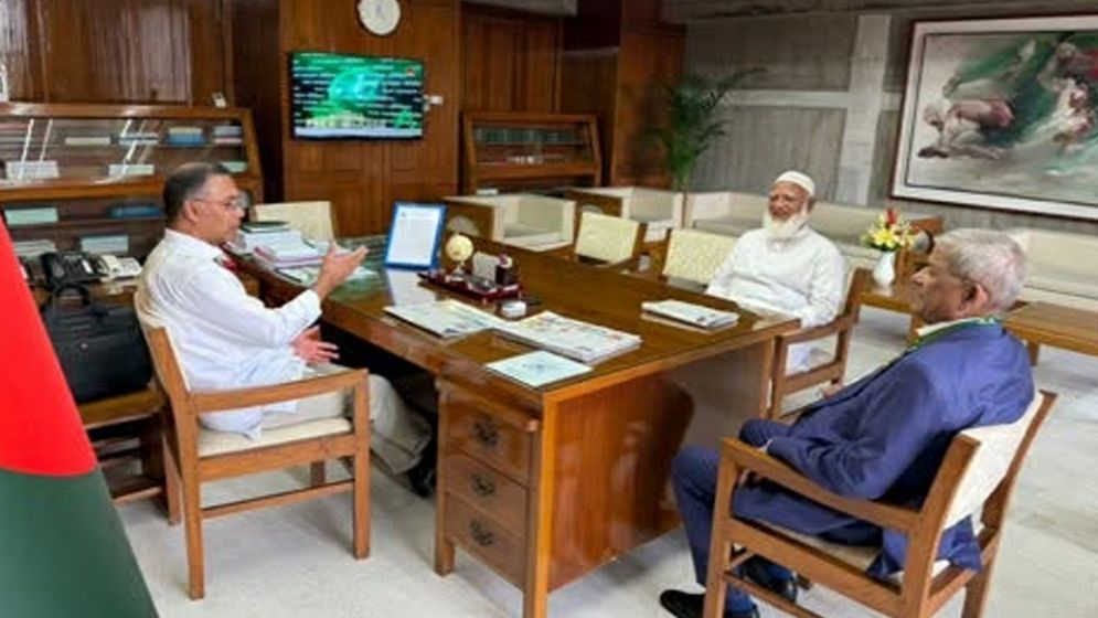 প্রধানমন্ত্রীর কক্ষে বিরোধীদলীয় নেতার সঙ্গে বৈঠক