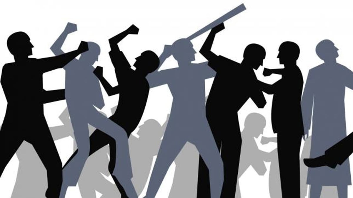 নারায়ণগঞ্জে আধিপত্য বিস্তার নিয়ে সংঘর্ষ, আহত অন্তত ১০