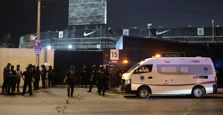 পেরুর স্টেডিয়ামে রহস্যজনক ঘটনায় নিহত ১, আহত ৪৭