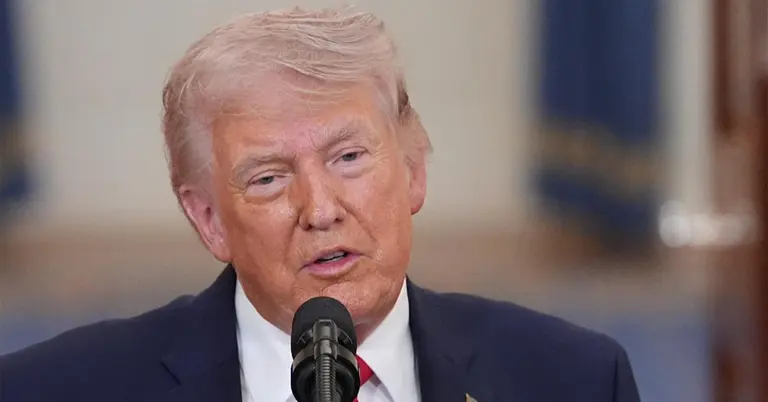 সময় ফুরিয়ে যাচ্ছে’, ইরানকে ট্রাম্পের নতুন হুঁশিয়ারি