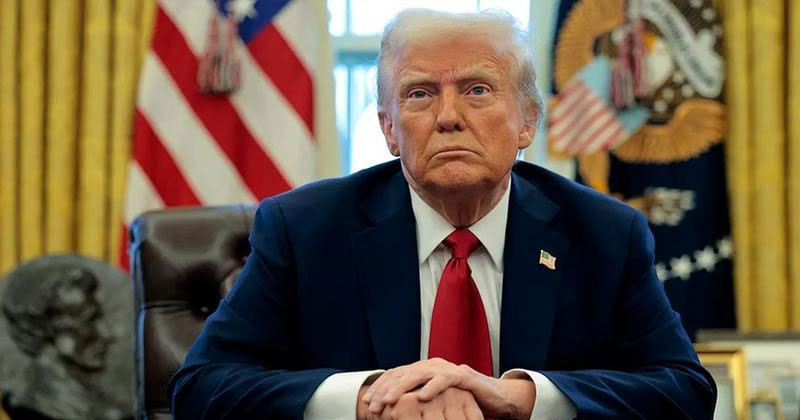 পদত্যাগের দাবির মধ্যেই যুদ্ধবিরতিতে ট্রাম্প