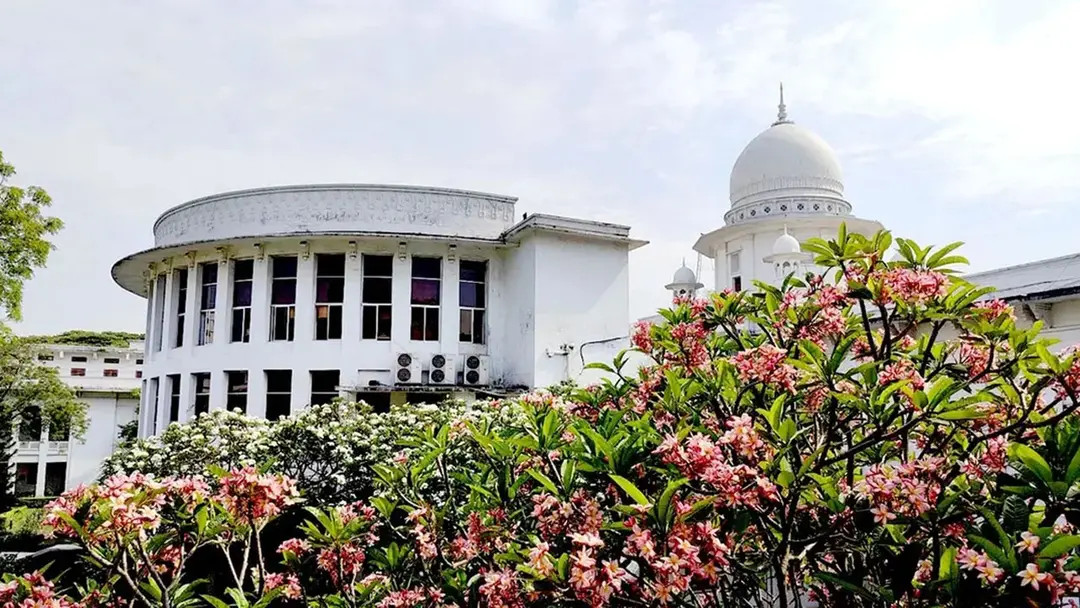 হাইকোর্টে ৬৩টি বেঞ্চ পুনর্গঠন, রোববার থেকে শুরু বিচার কার্যক্রম