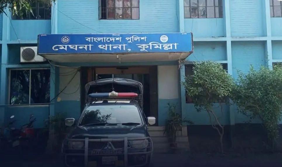 কুমিল্লায় ফেসবুক পোস্টকে কেন্দ্র করে দুই পক্ষের সং/ঘ/র্ষ,  আ'হত ১০