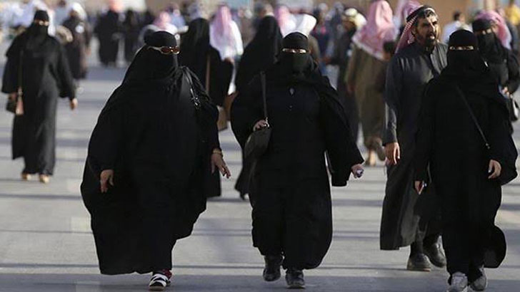 হজে নারীদের পর্দা শিথিল—এ ধারণা কতটা সঠিক?