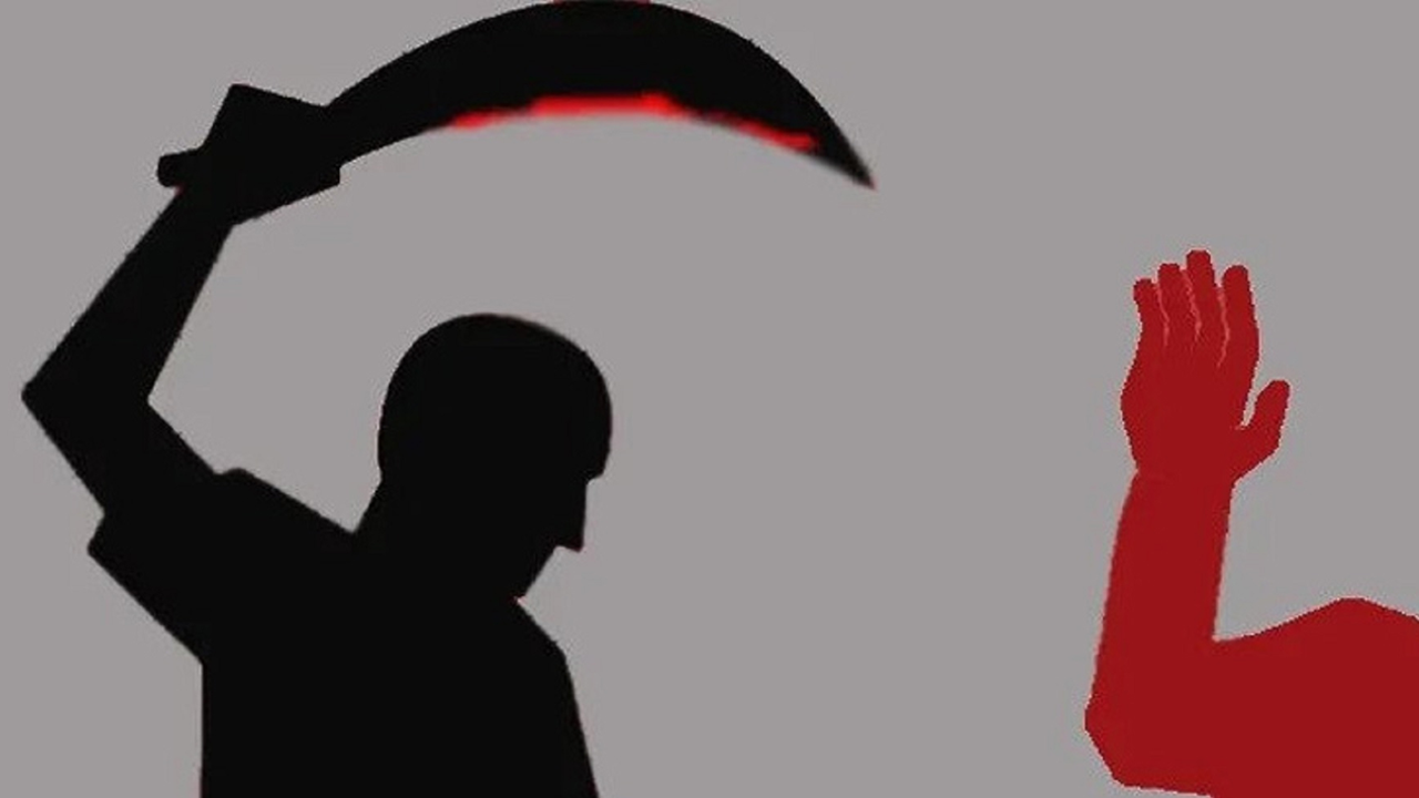 বগুড়ায় মহাসড়কের পাশে যুবককে কুপিয়ে হত্যা