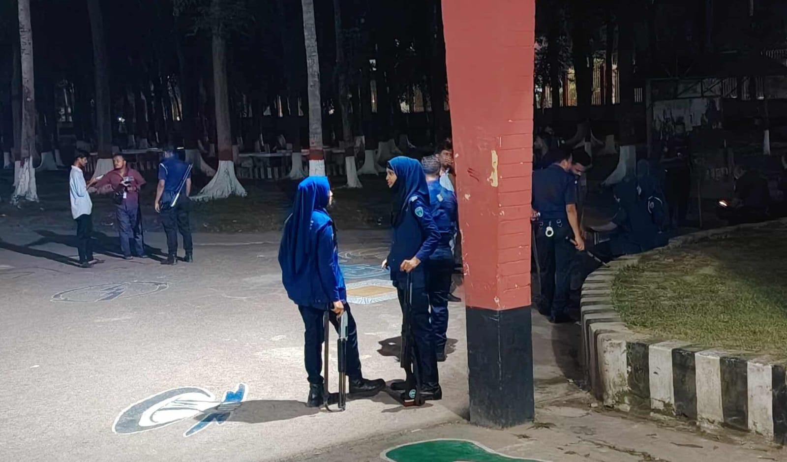 কুমিল্লা পলিটেকনিক ইনস্টিটিউটে ছাত্রদল-ছাত্রশিবিরের সংঘর্ষ, আহত ১০