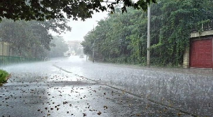 তাপপ্রবাহের মধ্যেই তিন বিভাগে ভারী বৃষ্টির আভাস