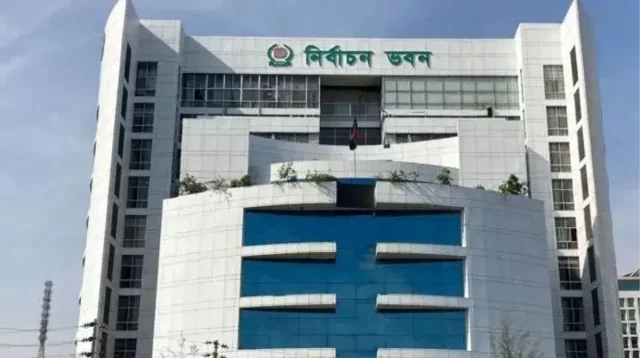 প্রার্থিতা ফিরে পেতে ইসিতে মনিরা শারমিনের আপিল : শুনানি কাল