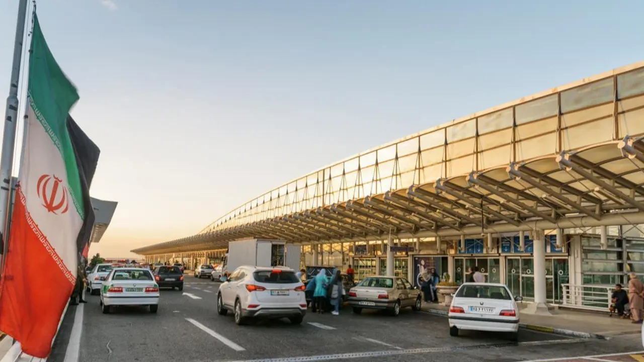 ৫৭ দিন পর সচল ইরানের প্রধান বিমানবন্দর, শুরু ফ্লাইট চলাচল