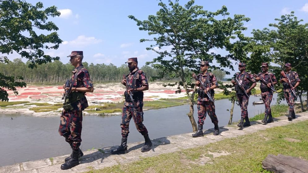 সীমান্ত সুরক্ষা ও অপরাধ দমনে কঠোর নজরদারি বিজিবির